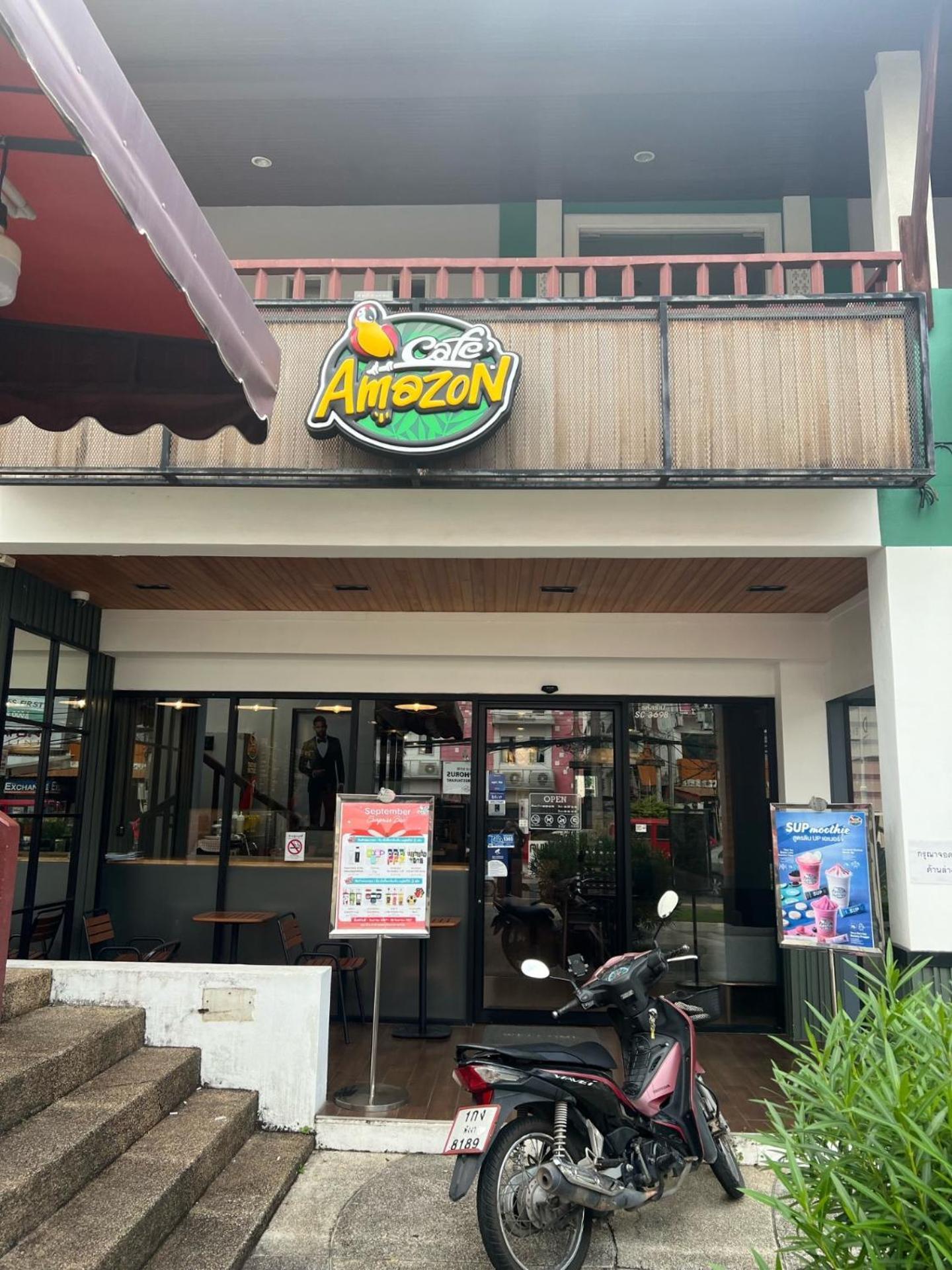 Private Modern Apartments By Patong Vacation Rentals Located In The Heart Of Patong, Walking Distance To The Beach, Kitchen, Private Bathroom, Seating Area, 65" Smart Tv With Free Wifi Dış mekan fotoğraf